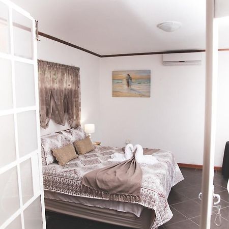 29 Polvy Street Hotel Mbombela Екстериор снимка