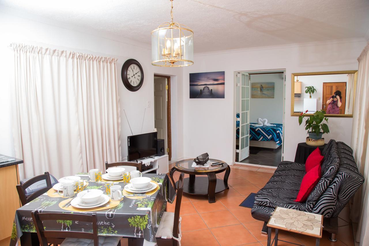 29 Polvy Street Hotel Mbombela Екстериор снимка