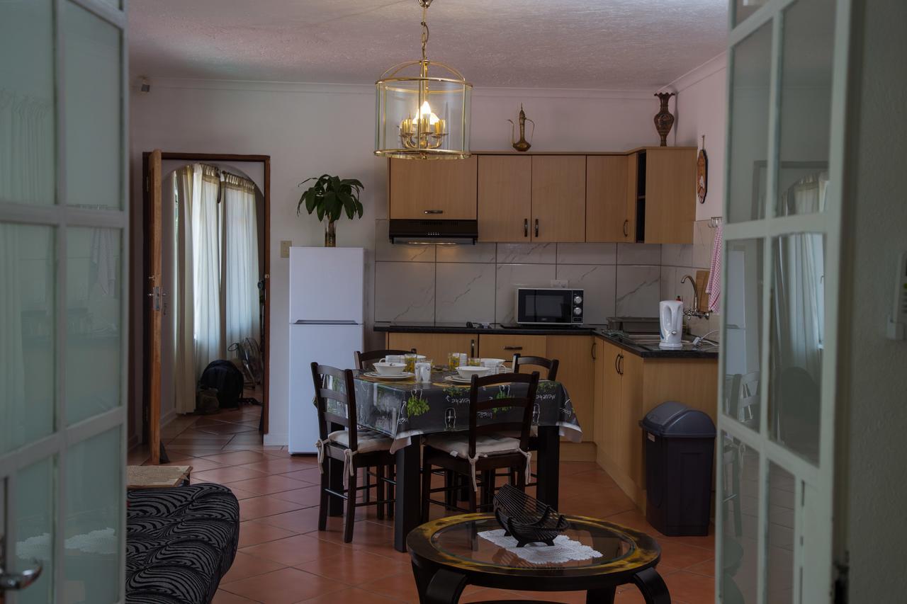 29 Polvy Street Hotel Mbombela Екстериор снимка