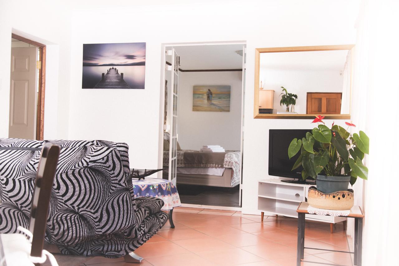29 Polvy Street Hotel Mbombela Екстериор снимка