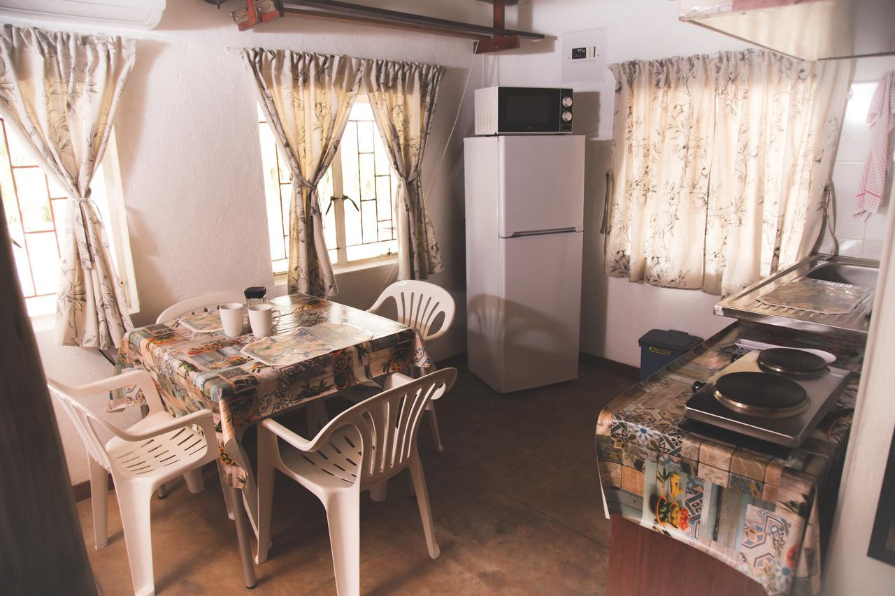 29 Polvy Street Hotel Mbombela Екстериор снимка